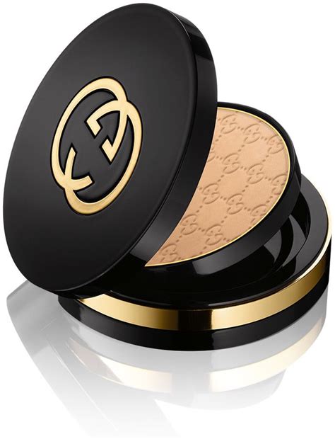 gucci luxe finishing powder 020